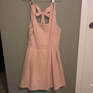 Light pink dress with bow on the back